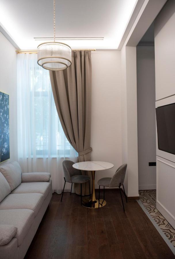 Jensen Luxury Suites Rhodes City Buitenkant foto