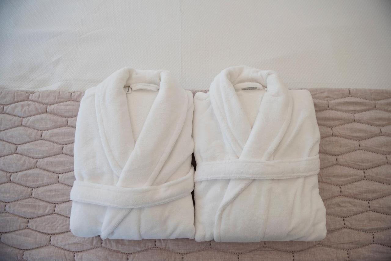 Jensen Luxury Suites Rhodes City Buitenkant foto