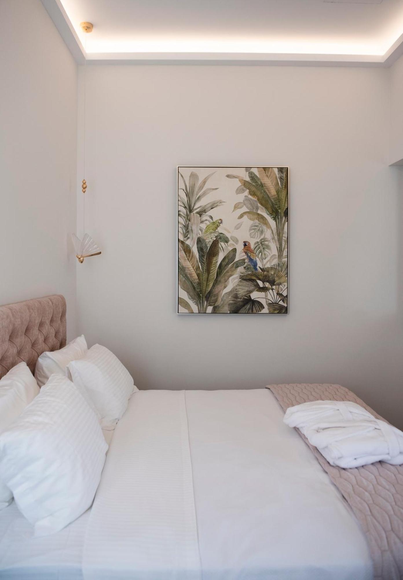 Jensen Luxury Suites Rhodes City Buitenkant foto