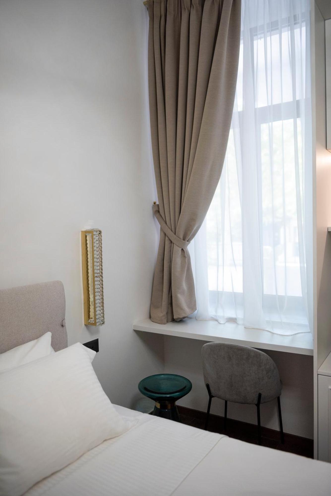 Jensen Luxury Suites Rhodes City Buitenkant foto