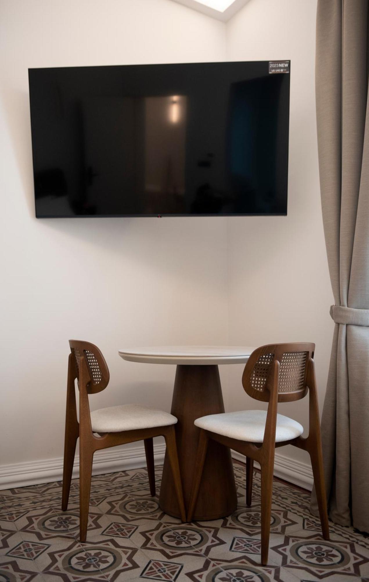 Jensen Luxury Suites Rhodes City Buitenkant foto